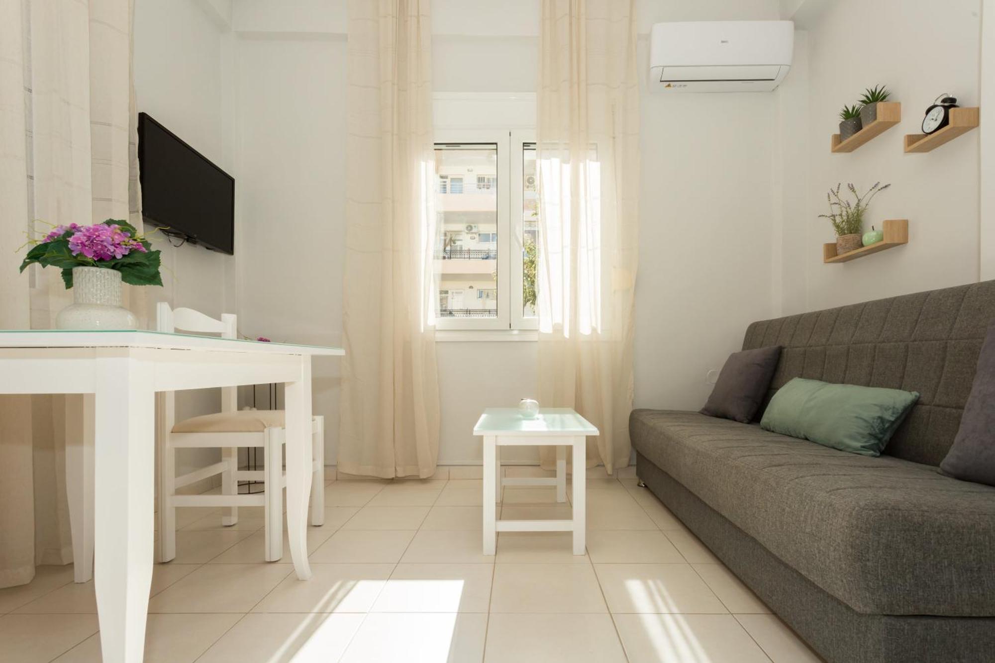 Eleni Apartament