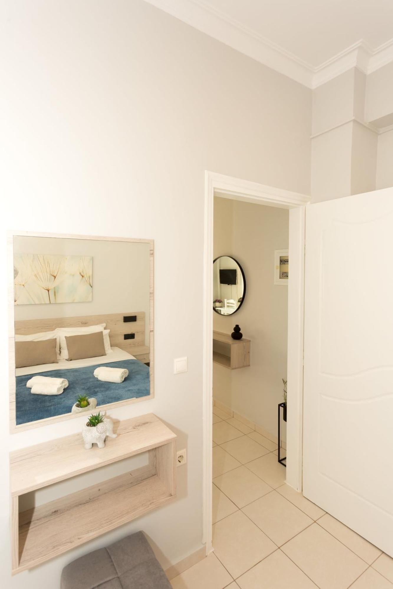 Eleni Apartament
