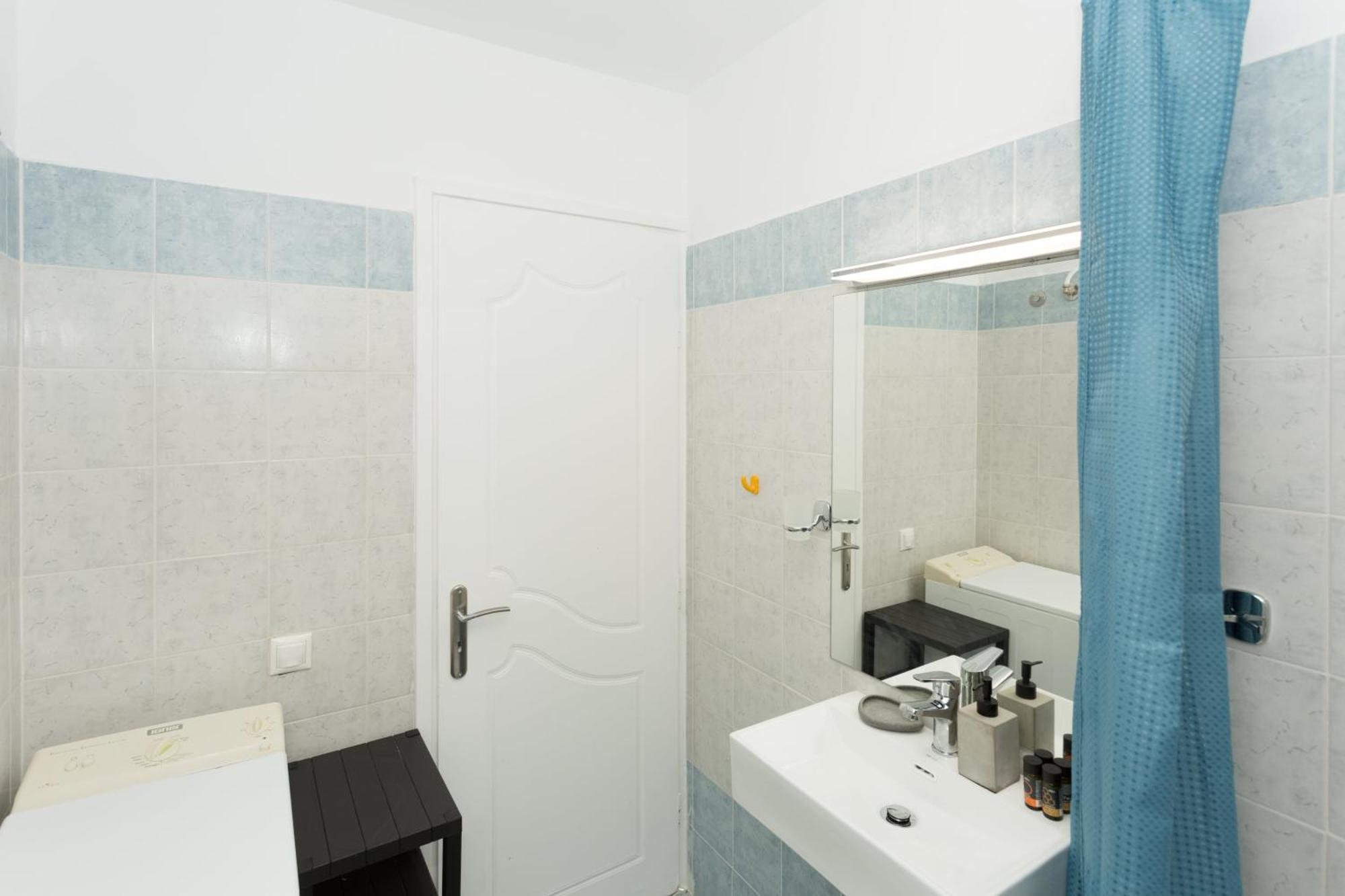 Apartament Eleni *