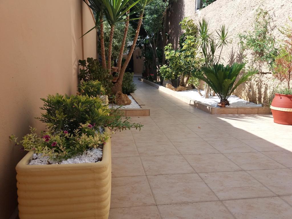 Apartament Eleni *